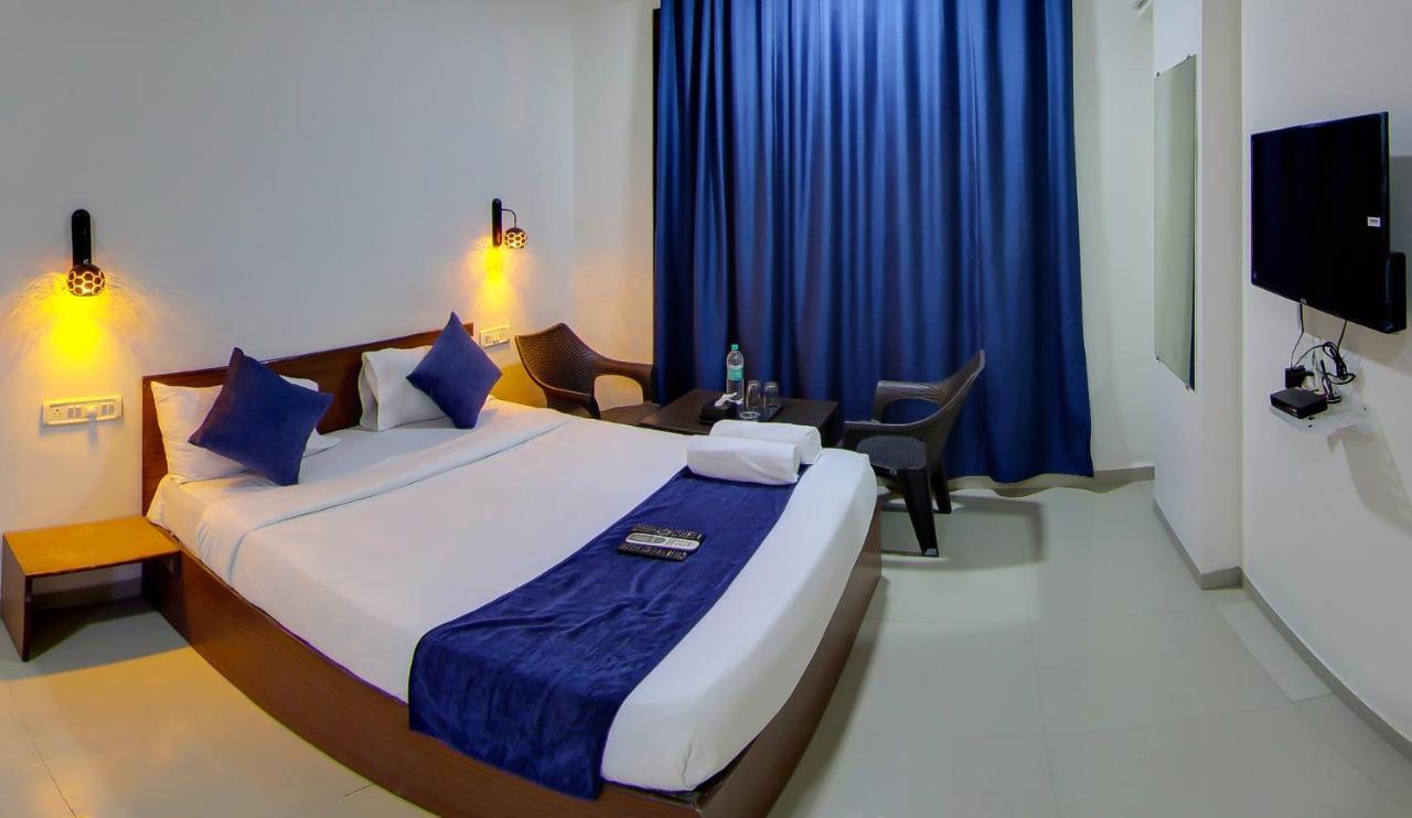 Hotel Rain Sky Inn Lonavala Exterior photo